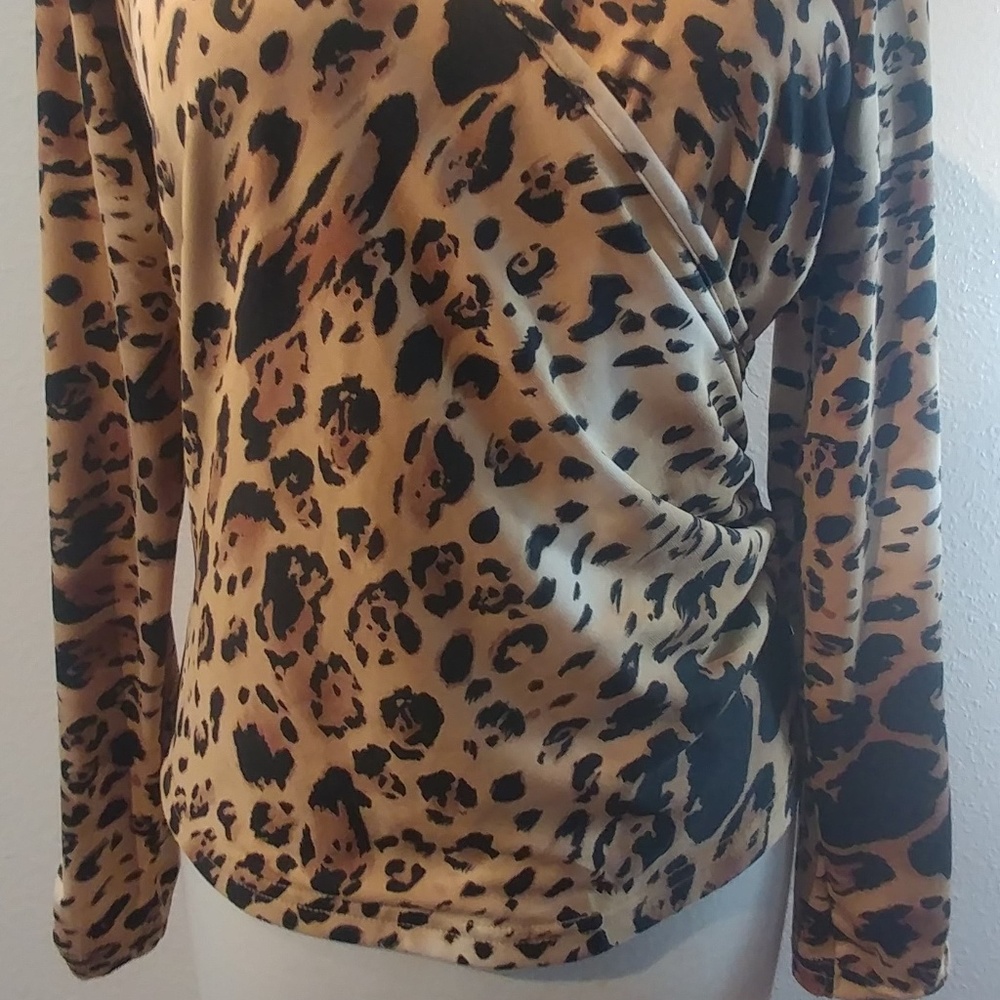 Andre Oliver faux wrap top SZ M - Picture 3 of 8